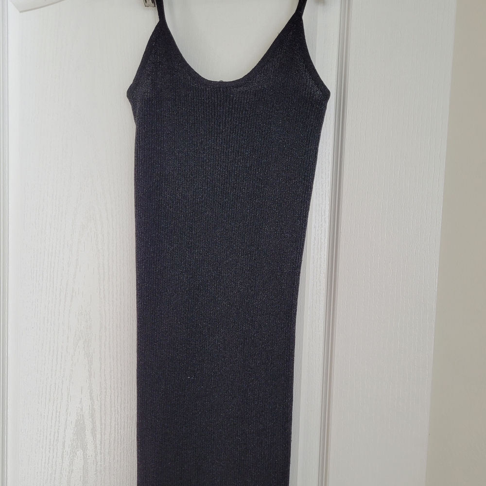 Black Sleeveless Knit Dress